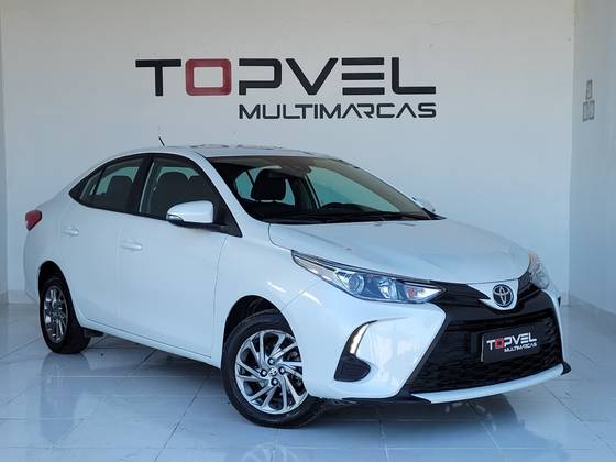 TOYOTA YARIS 1.5 16V FLEX SEDAN XS CONNECT MULTIDRIVE TOYOTA YARIS 1.5 16V FLEX SEDAN XS CONNECT MULTIDRIVE